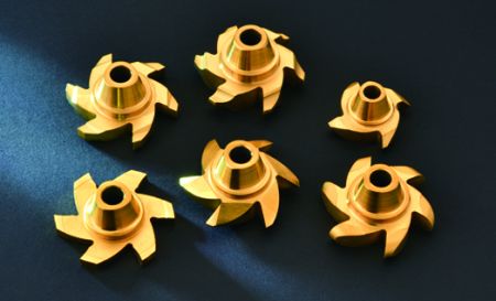UFO Familyシリーズ：異形状の刃先ヘッド - 異形状の刃先ヘッド